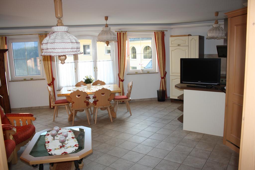 Villa Victoria Hermagor-Pressegger See Kamer foto